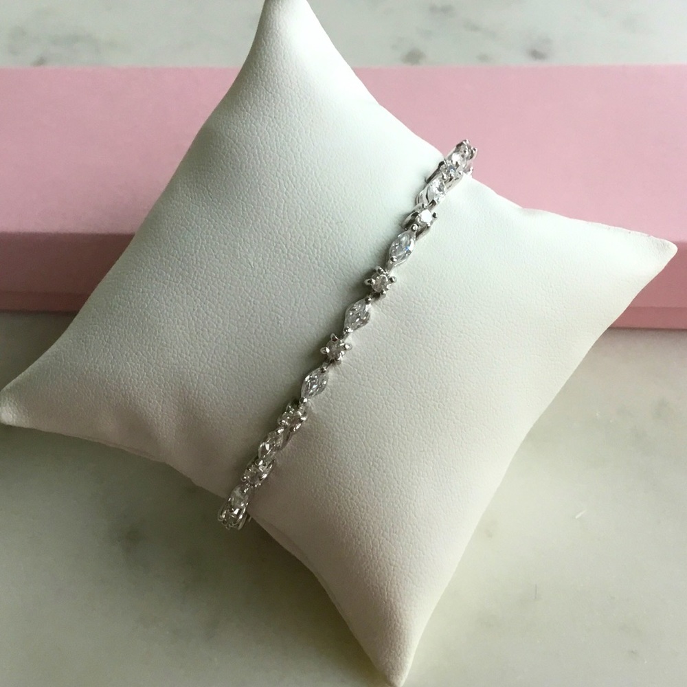 Sterling 7” Marquise & Round Cz Tennis Bracelet - Picture 2 of 16